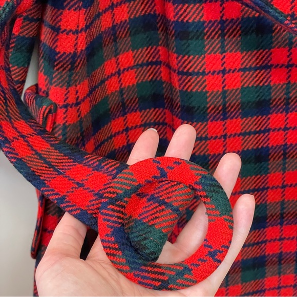 VINTAGE 100% Wool Red Tartan Plaid Pendleton Peacoat w/ Belt Sz M - Picture 13 of 14